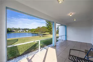 223 Stanhope Cir, Naples, FL 34104 - Photo 22