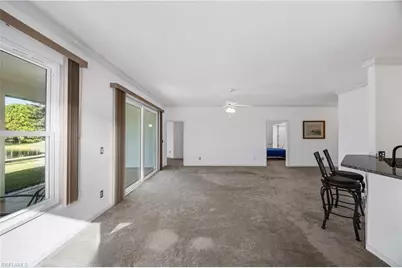 223 Stanhope Cir, Naples, FL 34104 - Photo 6