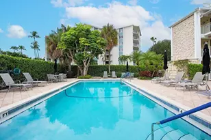 218 Banyan Blvd, Naples, FL 34102 - Photo 12