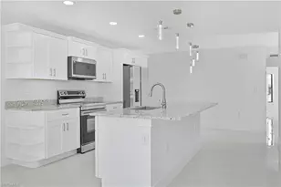 4711 27th St SW, Lehigh Acres, FL 33973 - Photo 8