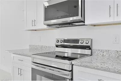 4711 27th St SW, Lehigh Acres, FL 33973 - Photo 6