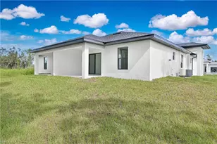 4711 27th St SW, Lehigh Acres, FL 33973 - Photo 2