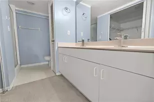 9610 Victoria Ln, Naples, FL 34109 - Photo 16