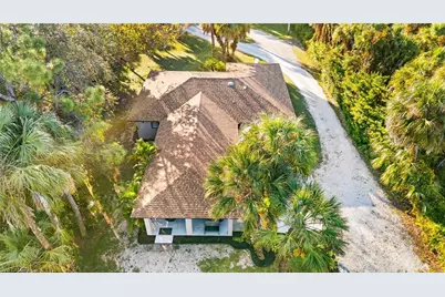 1030 13th St SW, Naples, FL 34117 - Photo 38