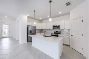 2434 Orchard St, Naples, FL 34120 - Photo 8