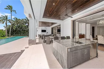 1365 Spyglass Ln, Naples, FL 34102 - Photo 8