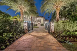 1365 Spyglass Ln, Naples, FL 34102 - Photo 6