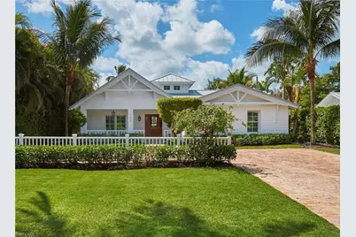 742 11th Ave S, Naples, FL 34102 - Photo 1