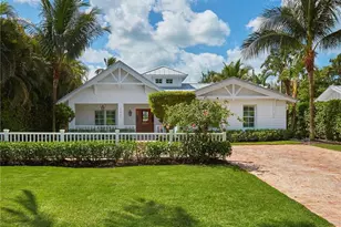 742 11th Ave S, Naples, FL 34102 - Photo 1