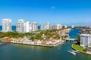 2750 Gulf Shore Blvd N, Naples, FL 34103 - Photo 42