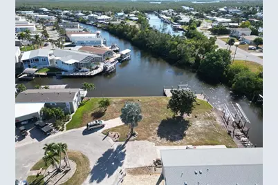 11431 Cypress Ln, Fort Myers Beach, FL 33931 - Photo 4