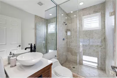 1560 Clermont Dr #D-201, Naples, FL 34109 - Photo 14