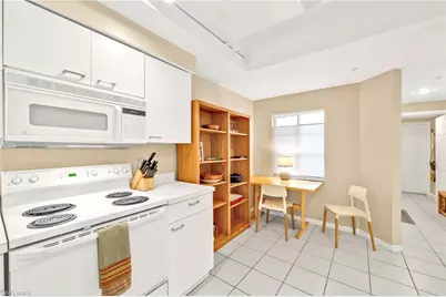 2864 Mizzen Way #Y106, Naples, FL 34109 - Photo 16