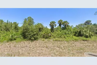 523 Spray Dr, Labelle, FL 33935 - Photo 1