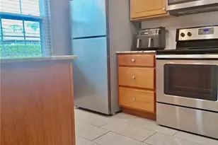 7104 Nantucket Cir, North Fort Myers, FL 33917 - Photo 6