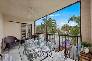 219 Fox Glen Dr, Naples, FL 34104 - Photo 14