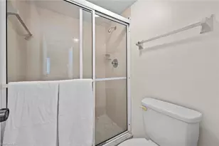 219 Fox Glen Dr, Naples, FL 34104 - Photo 8