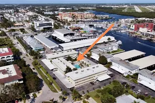 1100 8th Ave S, Naples, FL 34102 - Photo 24