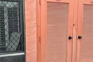 124 Cypress Way E, Naples, FL 34110 - Photo 20