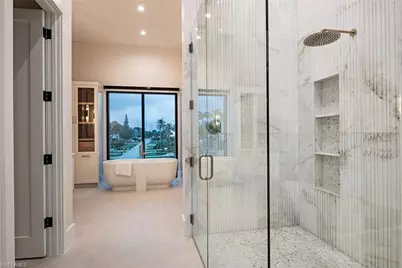 348 Seagull Ave, Naples, FL 34108 - Photo 10