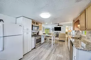114 Moorhead Manor, Naples, FL 34112 - Photo 12