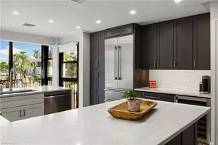 3135 Riviera Dr, Naples, FL 34103 - Photo 26