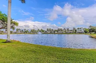 5595 Greenwood Cir, Naples, FL 34112 - Photo 2