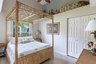 5595 Greenwood Cir, Naples, FL 34112 - Photo 14