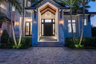 608 16th Ave S, Naples, FL 34102 - Photo 2