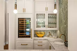 142 Eugenia Dr, Naples, FL 34108 - Photo 24