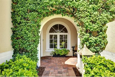 4819 W Boulevard Ct #103, Naples, FL 34103 - Photo 4