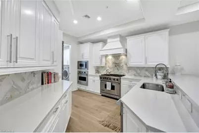 4819 W Boulevard Ct #103, Naples, FL 34103 - Photo 8