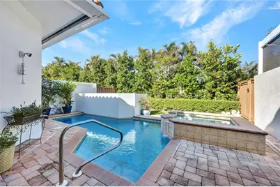 4819 W Boulevard Ct #103, Naples, FL 34103 - Photo 32