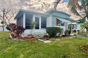 112 Cape Sable Dr, Naples, FL 34104 - Photo 12