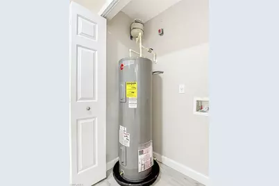 4906 Majorca Palms Dr, Fort Myers, FL 33905 - Photo 36