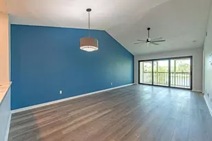 5776 Deauville Cir, Naples, FL 34112 - Photo 2