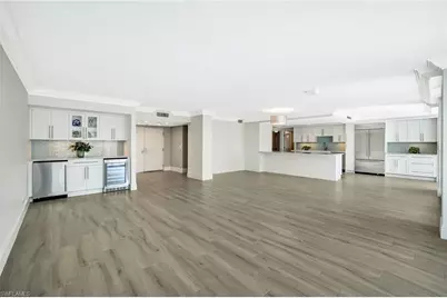 4401 Gulf Shore Blvd N #C205, Naples, FL 34103 - Photo 2