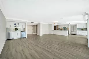 4401 Gulf Shore Blvd N, Naples, FL 34103 - Photo 2