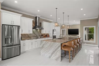 2035 Teagarden Ln, Naples, FL 34110 - Photo 12