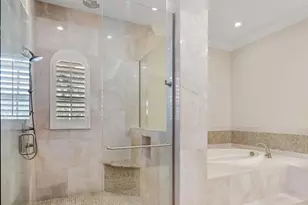 106 Eugenia Dr, Naples, FL 34108 - Photo 16