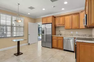 106 Eugenia Dr, Naples, FL 34108 - Photo 32