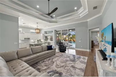 6420 Pembroke Way, Naples, FL 34113 - Photo 12