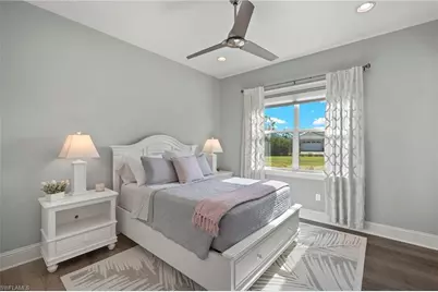 6420 Pembroke Way, Naples, FL 34113 - Photo 18