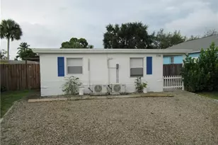 778 107th Ave N, Naples, FL 34108 - Photo 1