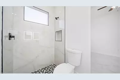 1125 Dutchess St E, Lehigh Acres, FL 33974 - Photo 12