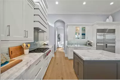 28622 La Caille Dr, Naples, FL 34119 - Photo 6