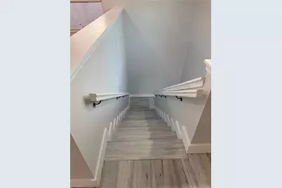 834 Gulf Pavilion Dr #204, Naples, FL 34108 - Photo 8