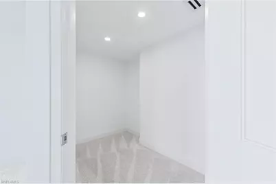 2388 Gulf Shore Blvd N #204, Naples, FL 34103 - Photo 12