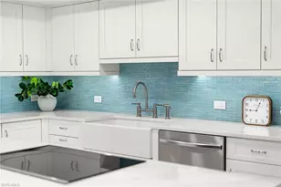 1919 Gulf Shore Blvd N, Naples, FL 34102 - Photo 20