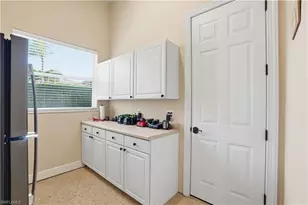 462 Terra Vista Ct, Naples, FL 34119 - Photo 28